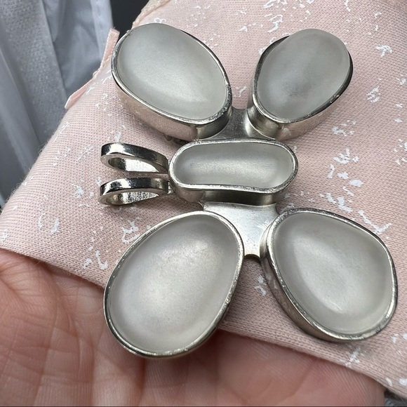 Rebecca Collins butterfly brooch clip pendant - Picture 11 of 15